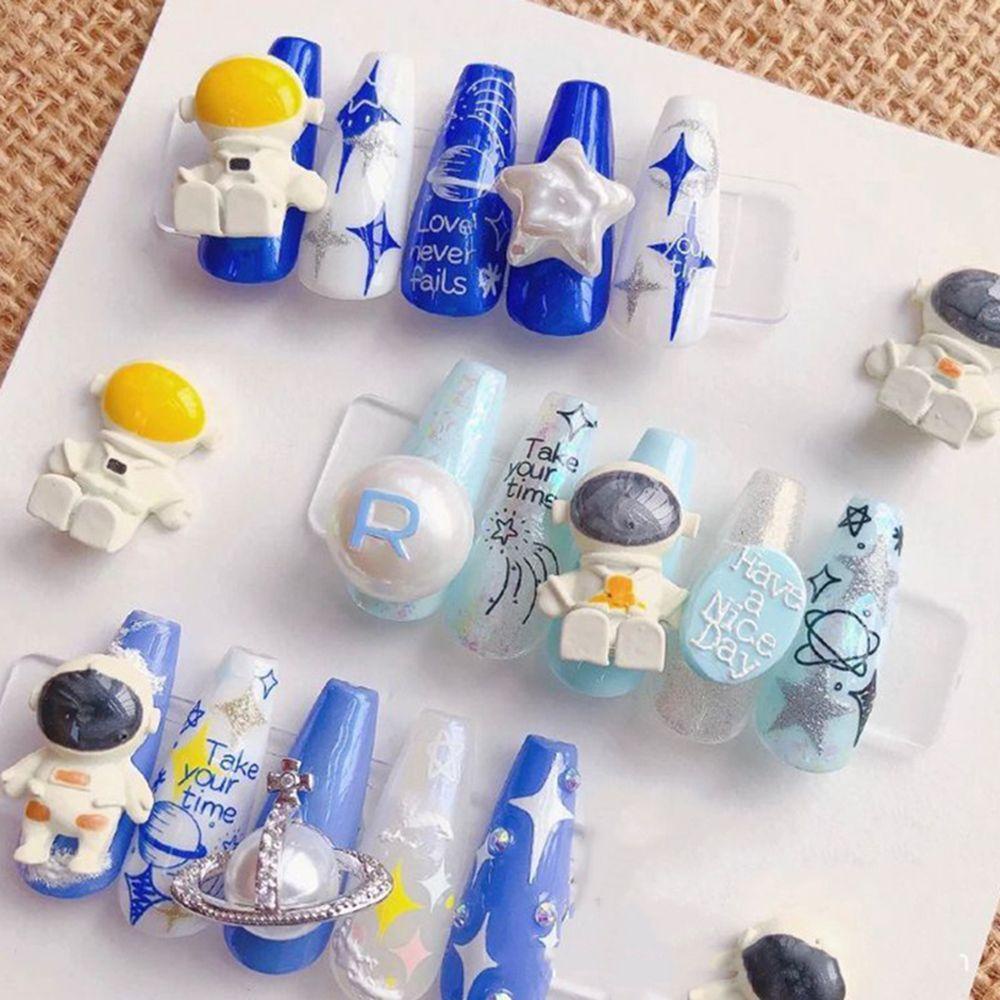 Agustinina Astronot Hiasan Kuku Kreatif Spaceman Bulan Semesta DIY Ornamen