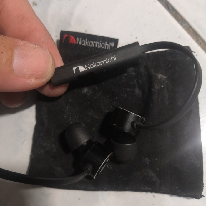 Earphone - Earphone Nakamichi Bluetooth Bekas
