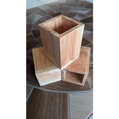 Kotak kayu / wadah serba guna / kayu mahoni
