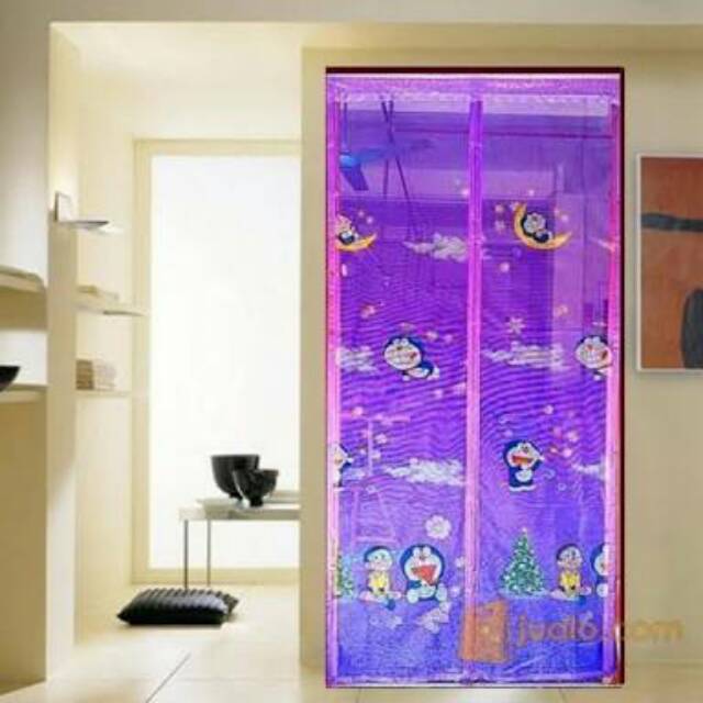 Tirai magnet doraemon
