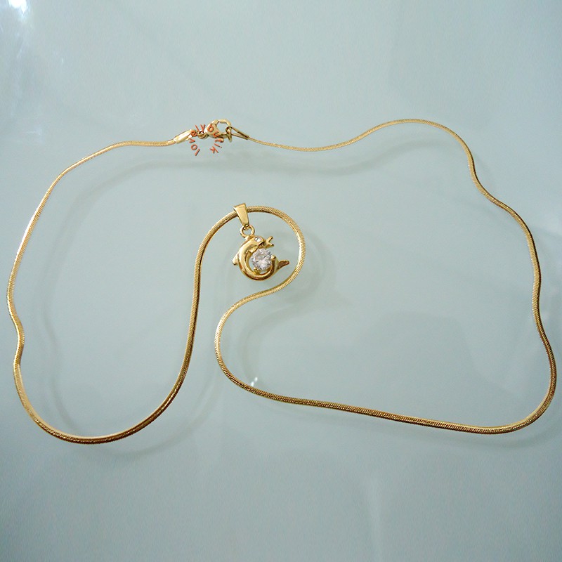 Lovelybutik Kalung Titanium Anti Karat Tiny Dolphin Kalung Wanita Titanium Uk 45 cm BONUS KOTAK