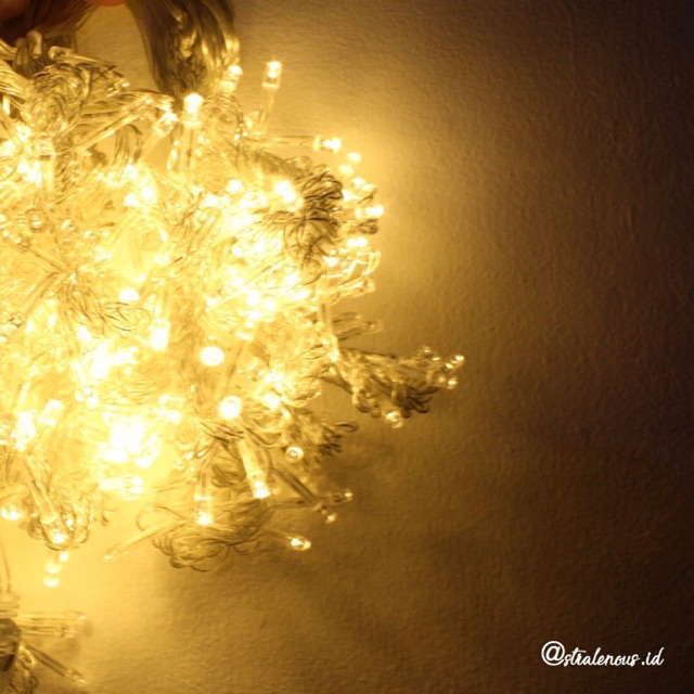 Curtain Lamp/Lampu Tirai