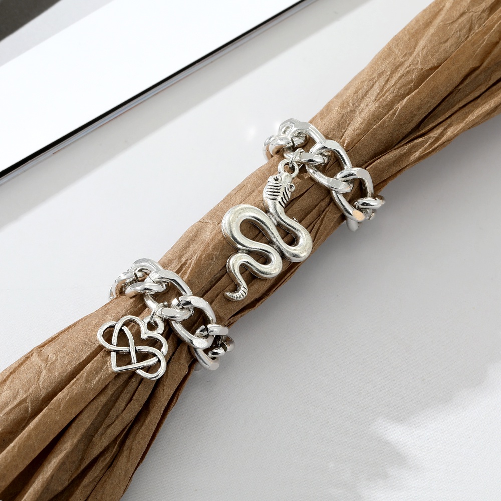 Set Cincin Liontin Bentuk Ular Warna Silver Untuk Pria Dan Wanita
