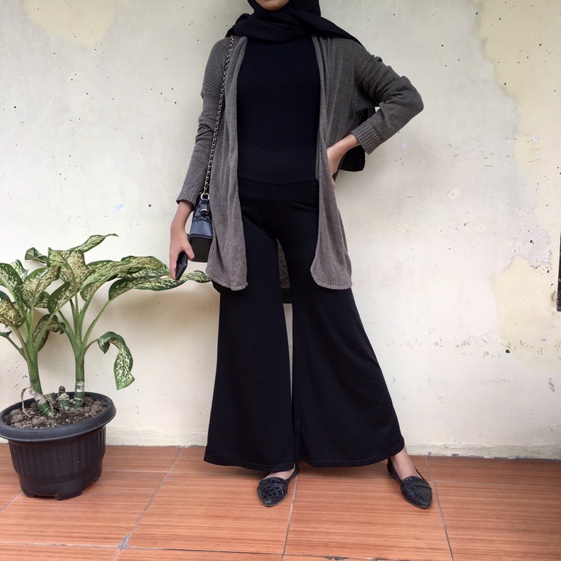 CARDIGAN WANITA UNIQLO RAJUT FIT TO L
