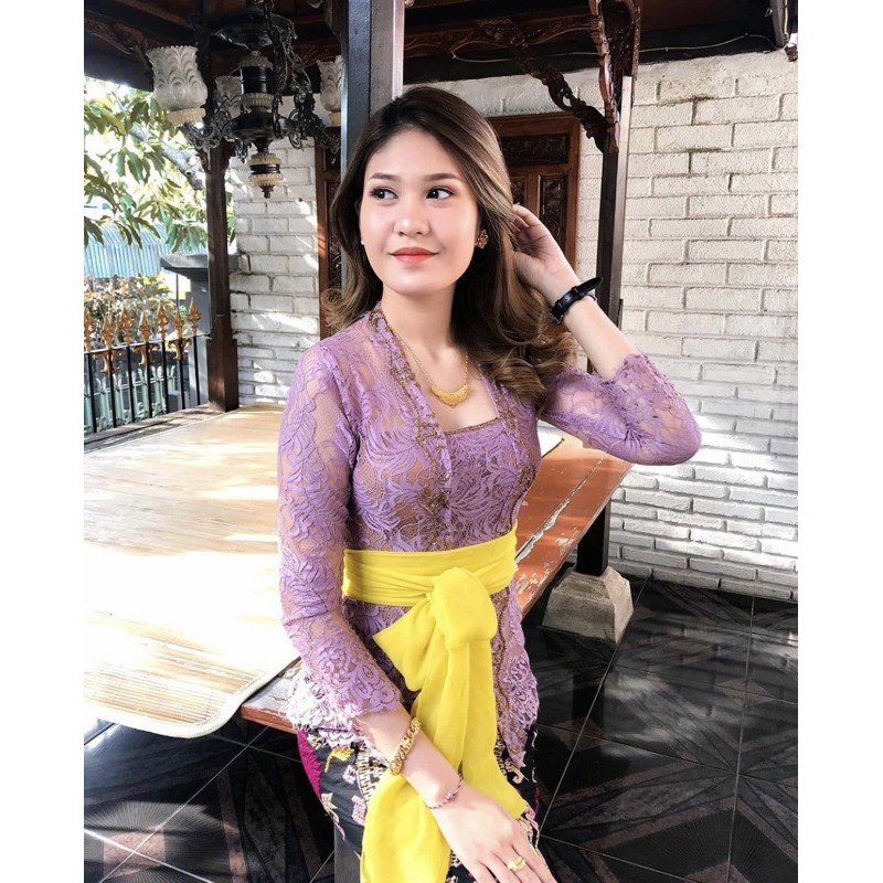 Kebaya jadi brokat payet