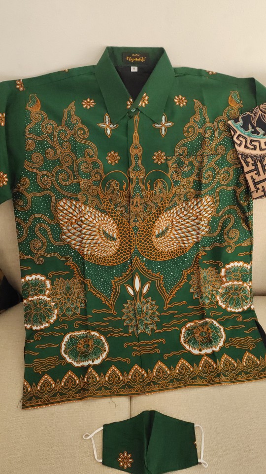 Wedanta Pinus Kemeja Batik Hijau Botol Pria Lengan Panjang Bso Official