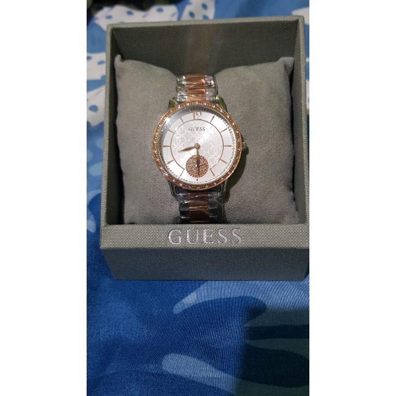 (ORIGINAL COUNTER) Jam guess warna silver kombinasi rosegold