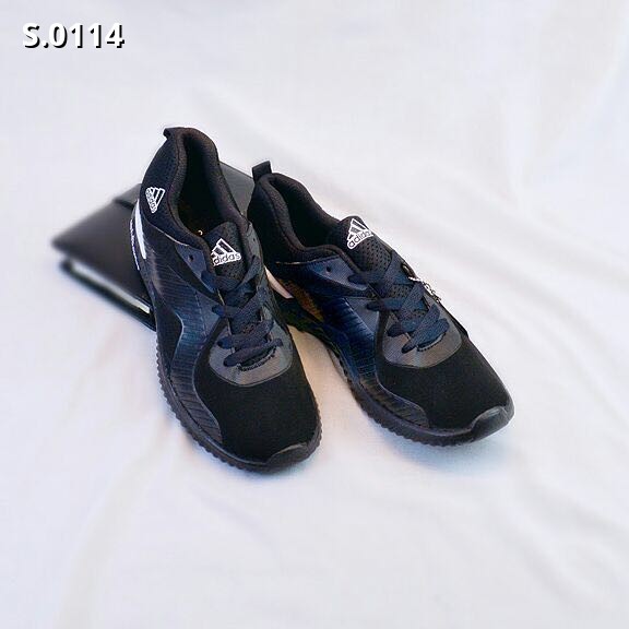 Sepatu Adidas Goretex Hitam