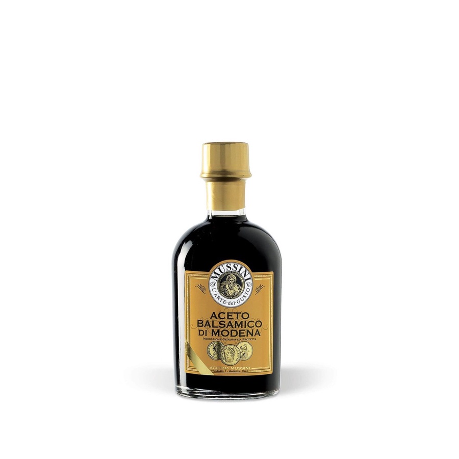 

Aceto Balsamico Di Modena 3 Gold / Balsamic / Cuka Import / Balsamic Dressing