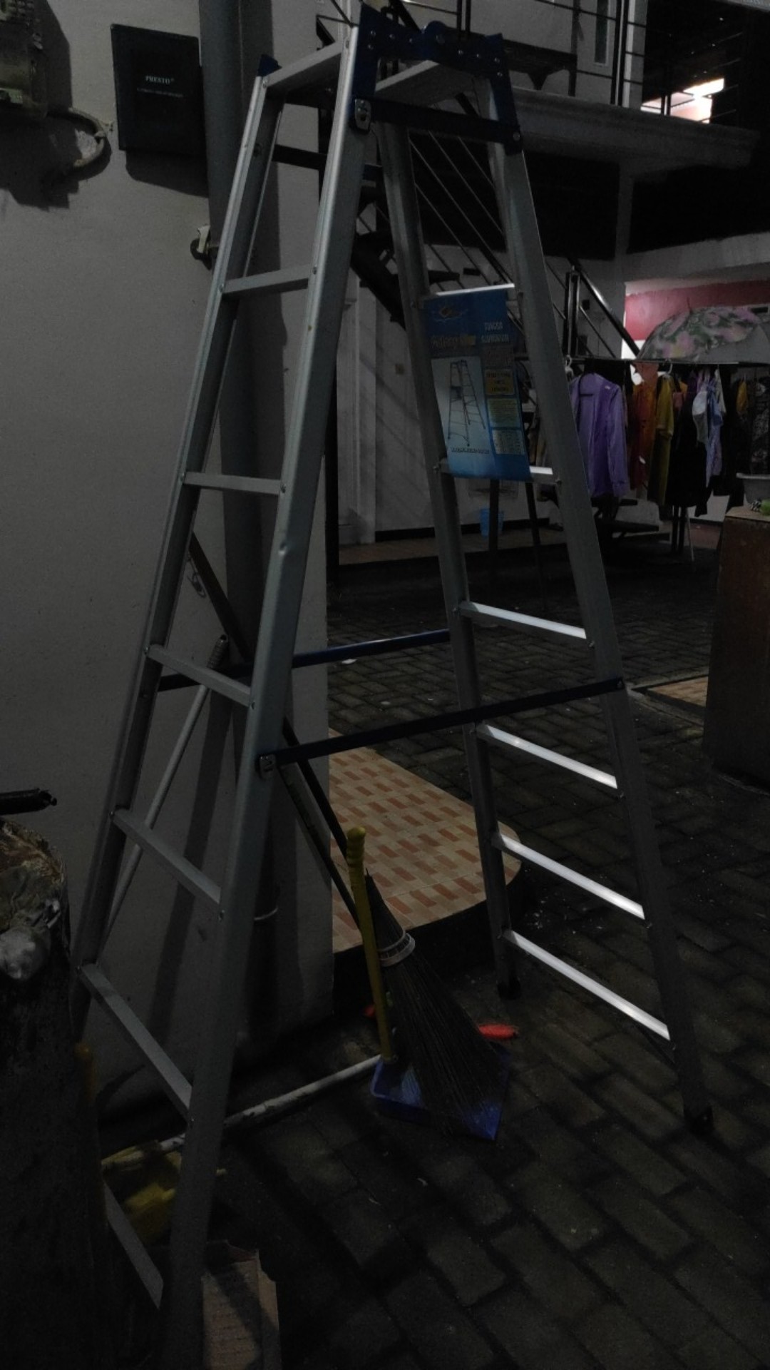 Tangga Lipat Caltex / Tangga Lipat / Tangga Lipat Queen Aluminium / Tangga Caltex /tangga 1,5 Dan 2m