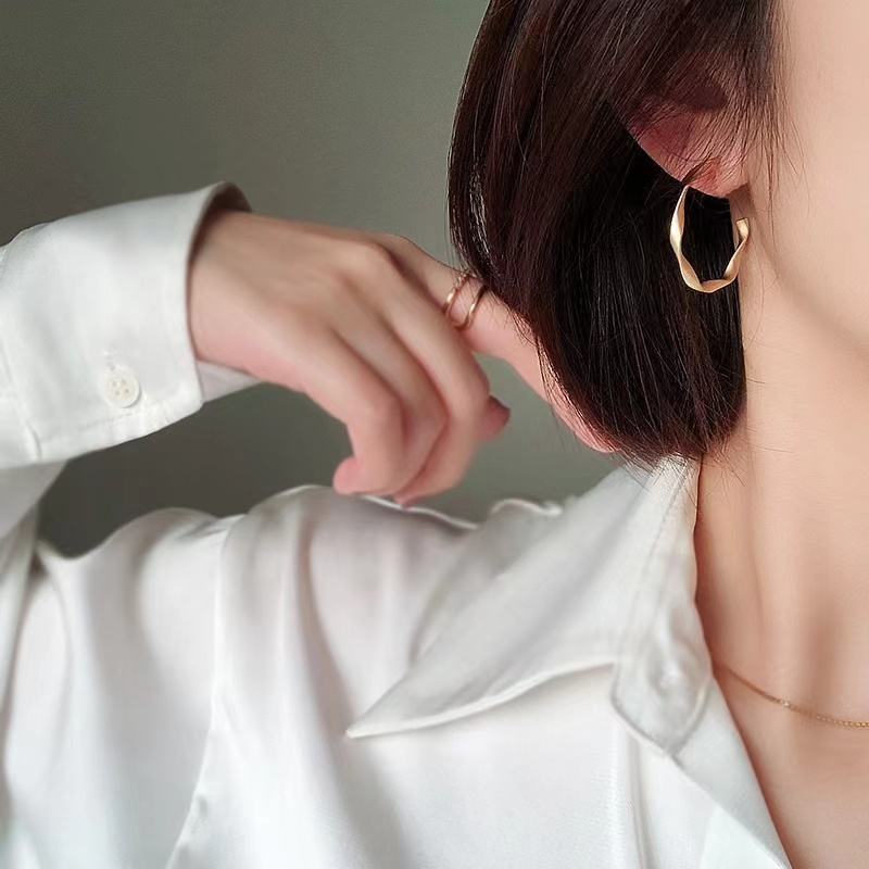 Anting Hoop Elegan Gaya Korea untuk Wanita  - Earring Fashion Geometric Import