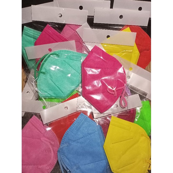MASKER KN95 WARNA WARNI per satuan ada EMBOS