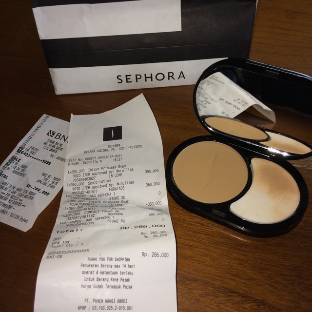 SEPHORA 8hr MATTIFYING COMPACT FOUNDATION