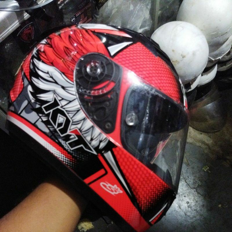 helm kyt r10 seri andy gilang mulus nominus, bekas/seken/second/preloved