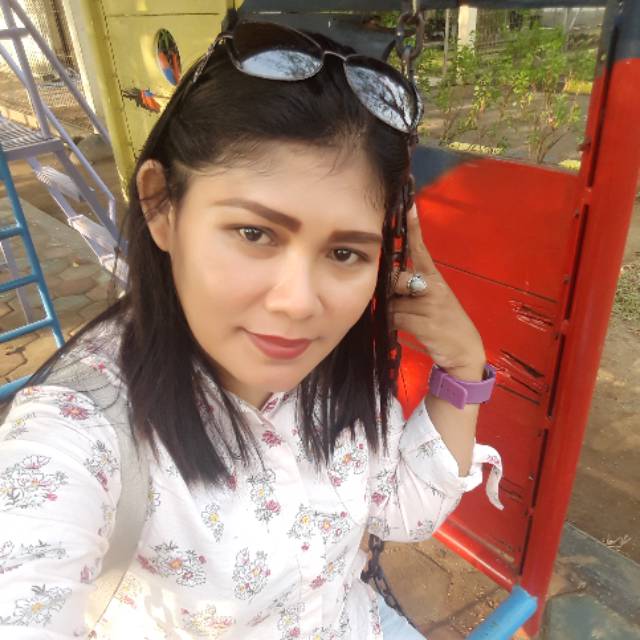 nony_damaiyanti