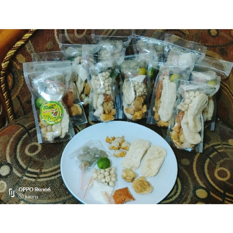 

Baso Aci ayam suwir