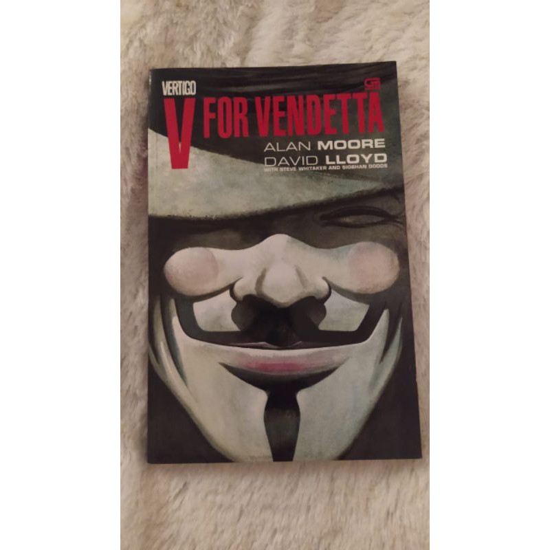 V FOR VENDETTA (KOMIC BOOK)