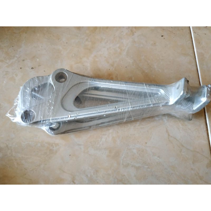 footstep belakang ninja r ss