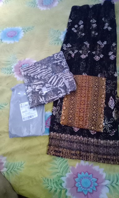 Murah Couple Batik & Rok - Mega Mendung Hitam