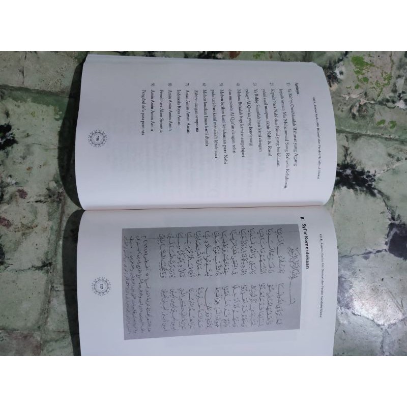 BUKU SANG KYAI - BUKU KH.RADEN.ASNAWI - BUKU LELUHUR GUS BAHA' - BUKU BIOGRAFI PENDIRI NU ASAL KUDUS