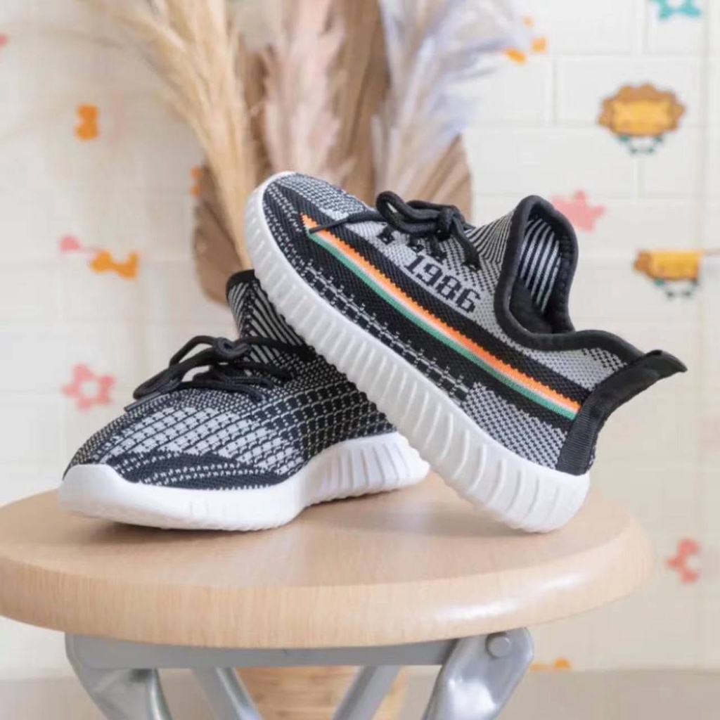 KF CAT Sepatu Fashion Anak Perempuan Laki-Laki Import Unisex Casual Santai Motif YZY Trendy-1