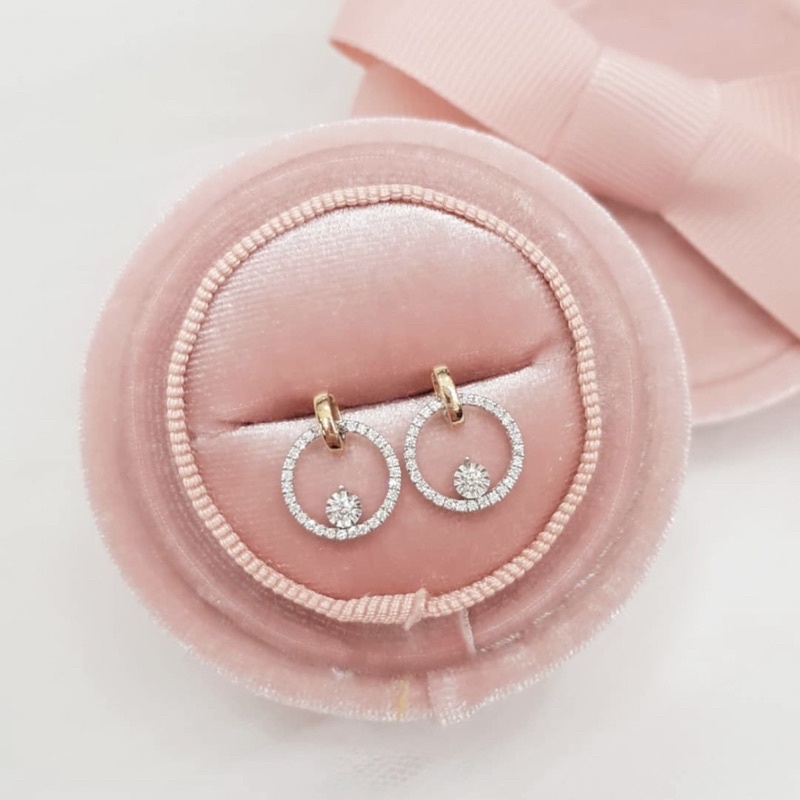 Anting Berlian Eropa