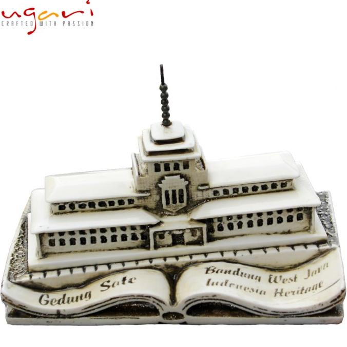 Miniatur Gedung Sate