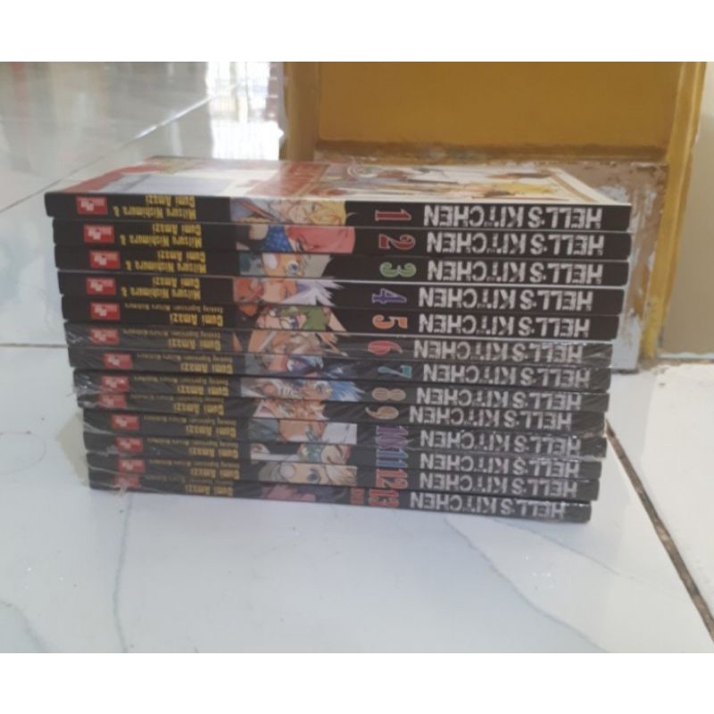 Komik Hell's Kitchen 1-13 (set b)