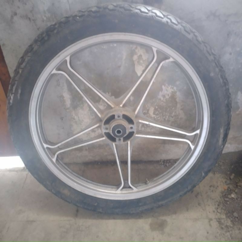 Velg Depan Thunder 125