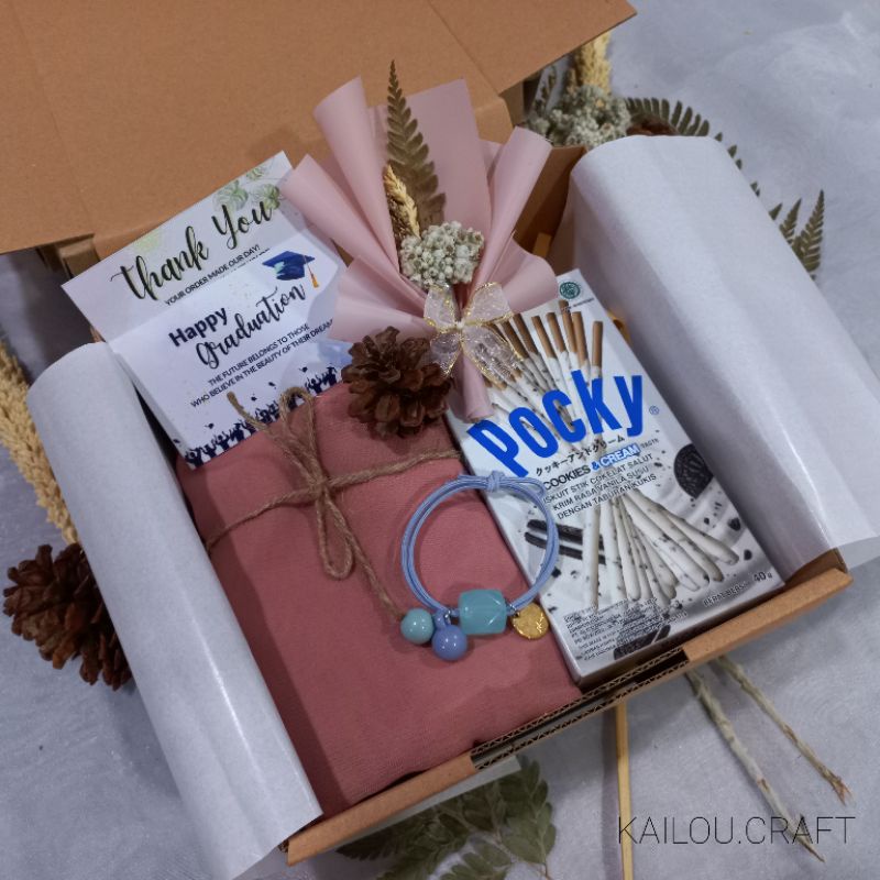Kado Ulang Tahun | Kado Wisuda | Kado Cewek | Hampers Ulang Tahun | Kado Anniversary | Gift Box