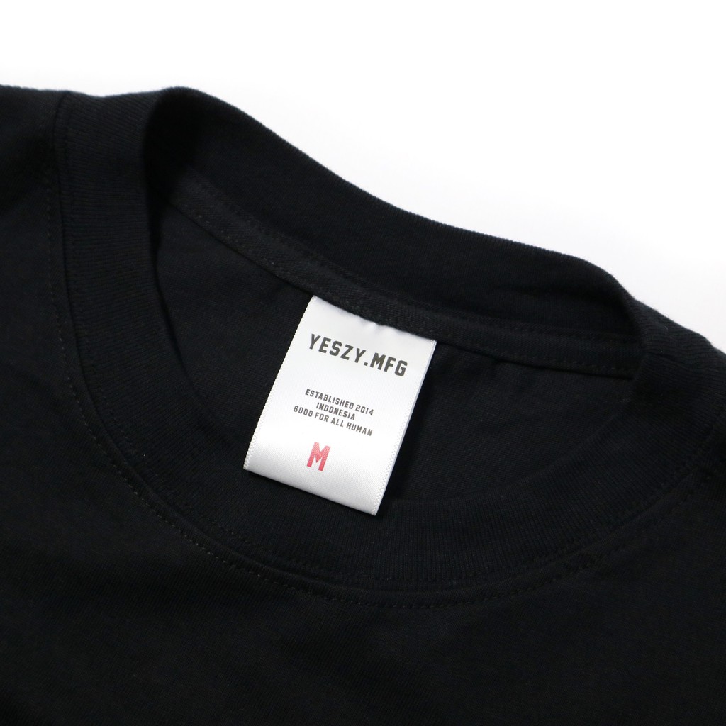 YESZY.MFG Tshirt Black Cyber Small F White