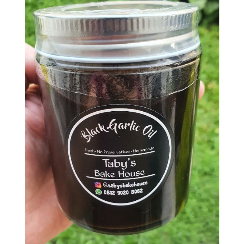 

Black Garlic Oil | Mayu