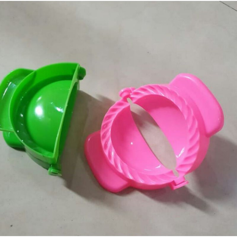 Cetakan pastel/cireng isi 1 pic ukuran sedang