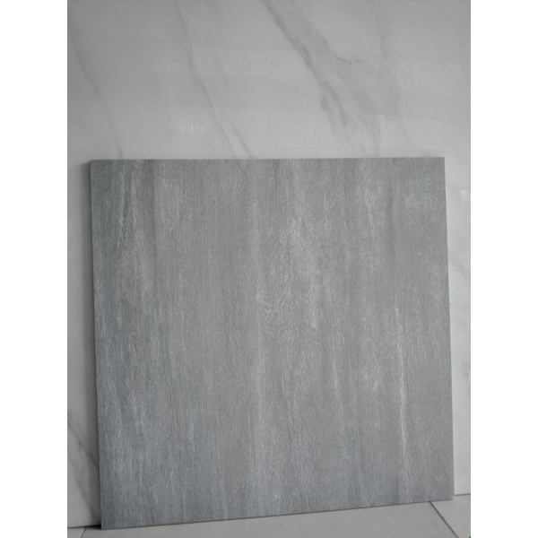 Granit 60x60 motip kayu grey matt