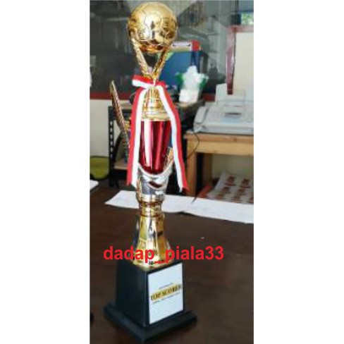 piala bola piala futsal / trophy bola trophy murah