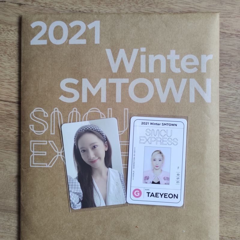 album smcu snsd (ohgg ver.) with yoona pc + taeyeon passcard // girls generation photocard jessica tiffany sunny yuri hyoyeon sooyoung seohyun mr mr i got a boy photo the boys lion heart you think holiday night all oh gg winter smtown express pass card