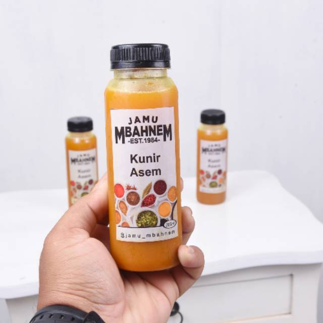 

Jamu Kunir Asem 250ml hanya Rp10.000 dari @jamu_mbahnem