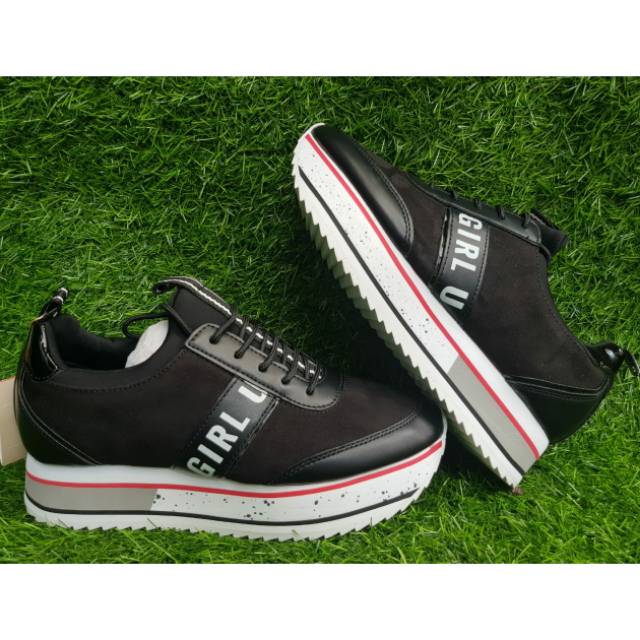 Stradivarius sneakers