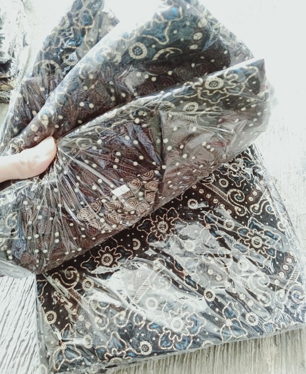 Hem Anak Batik Terbaru Umur 2-12 Tahun