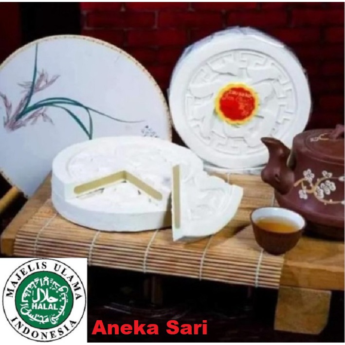 

Moon Cake / Kue Bulan Singkawang Putih / Theu Sa Ko