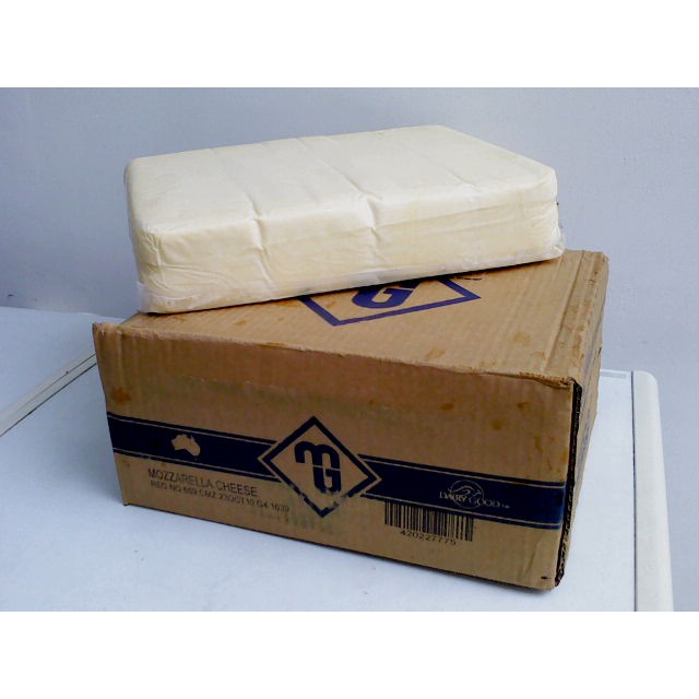 Keju Mozarella / Mozzarella Cheese 500gram Murray Goulburn Import Australia PRODUCT SAPUTO