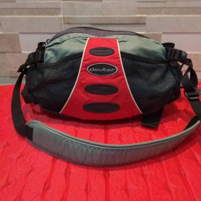 Selempang / WB Deuter Second