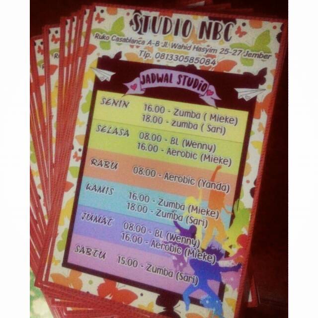 Brosur printing (custom design)