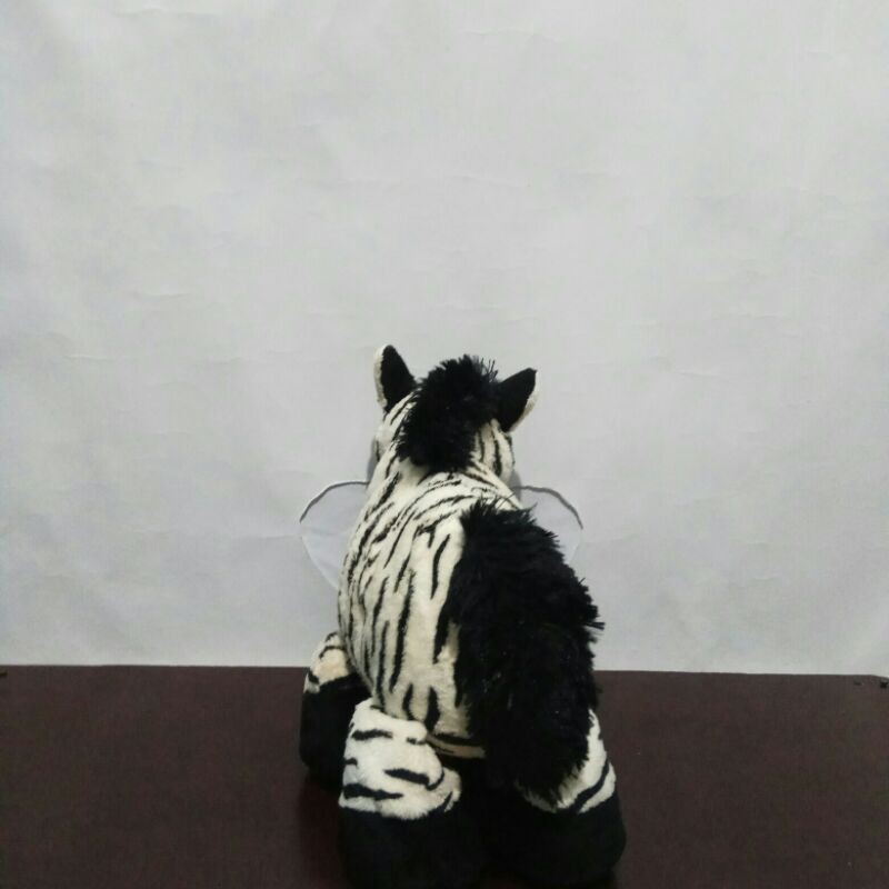 Boneka zebra