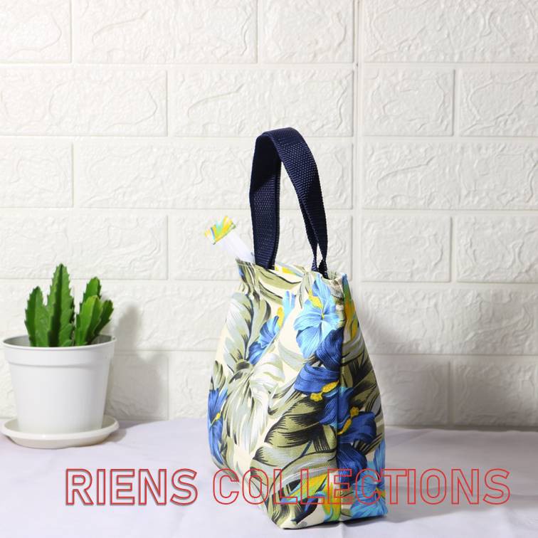 RIENS COLLECTIONS. HANDBAG KANVAS KECIL MOTIF BUNGA SEPATU BIRU