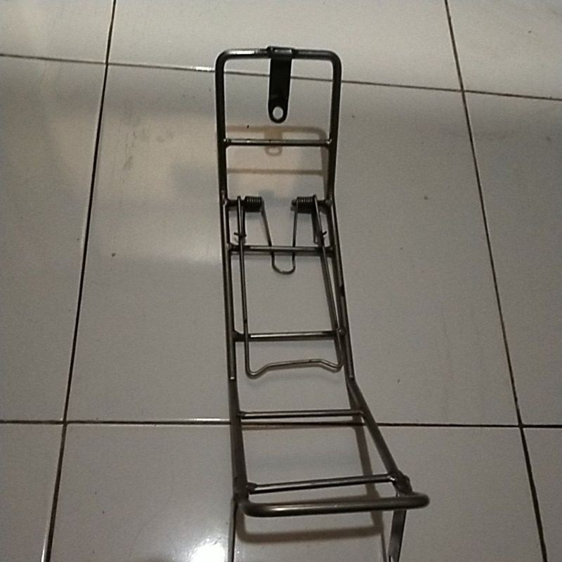 Rak jepit tengah astrea grand