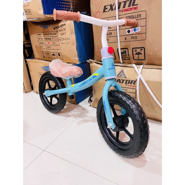 Balance bike exotic ET 2011 / ET2011 AT7901 push bike alat belajar sepeda ride on