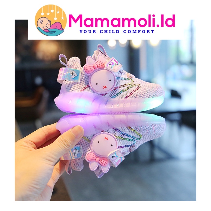 Sepatu Sneaker Anak Perempuan / Sepatu LED Anak Perempuan / Sepatu Anak Perempuan / Sepatu Nyala Anak Perempuan / Sepatu Kedap Kedip Anak Perempuan/ Sepatu Nyala Anak / Sepatu Sneaker Anak / Children Shoes / Girl Shoes / Kids Shoes