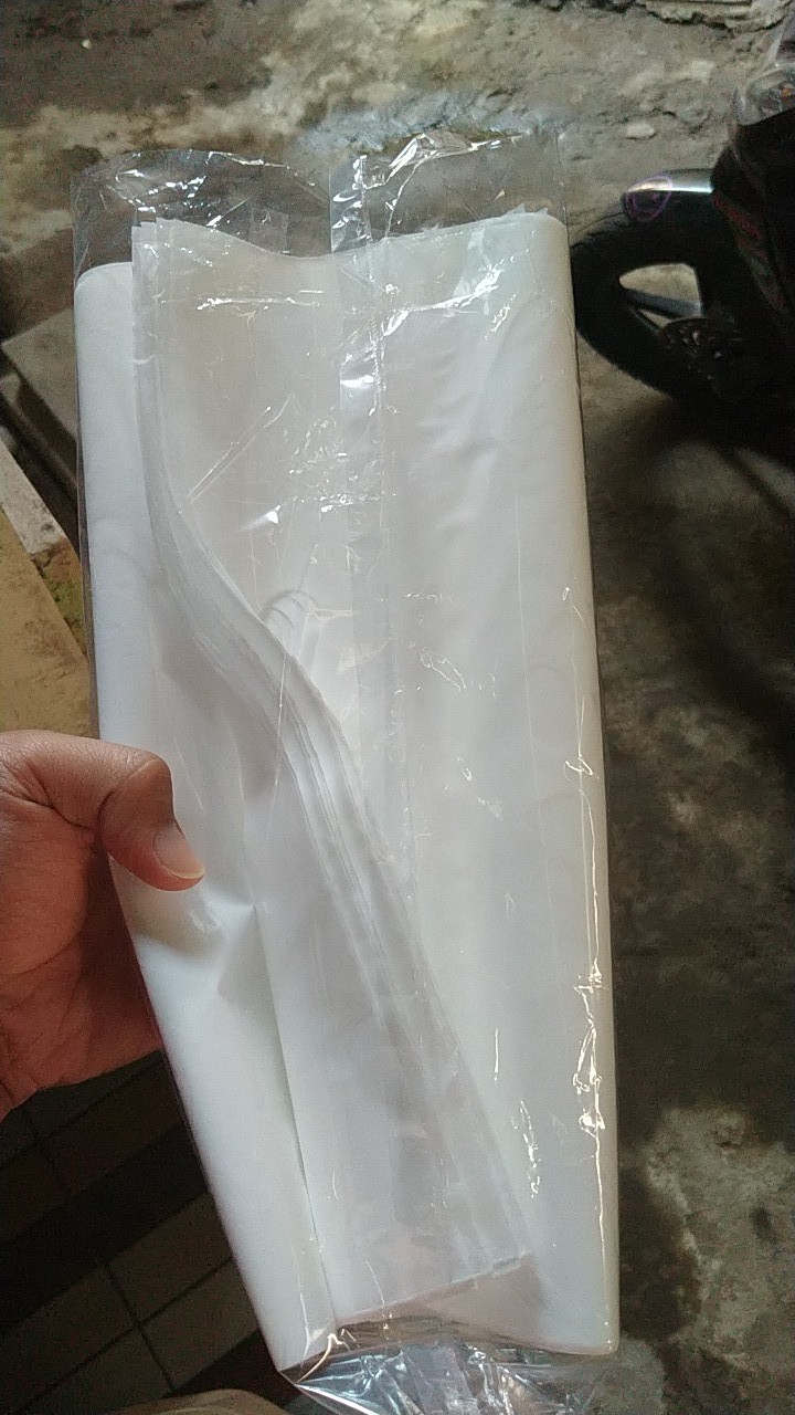 Plastik Klip Pond 30 X 38 Plong Zipper Utk Baju Distro Hijab Olshop Laundry Sepatu 30x38