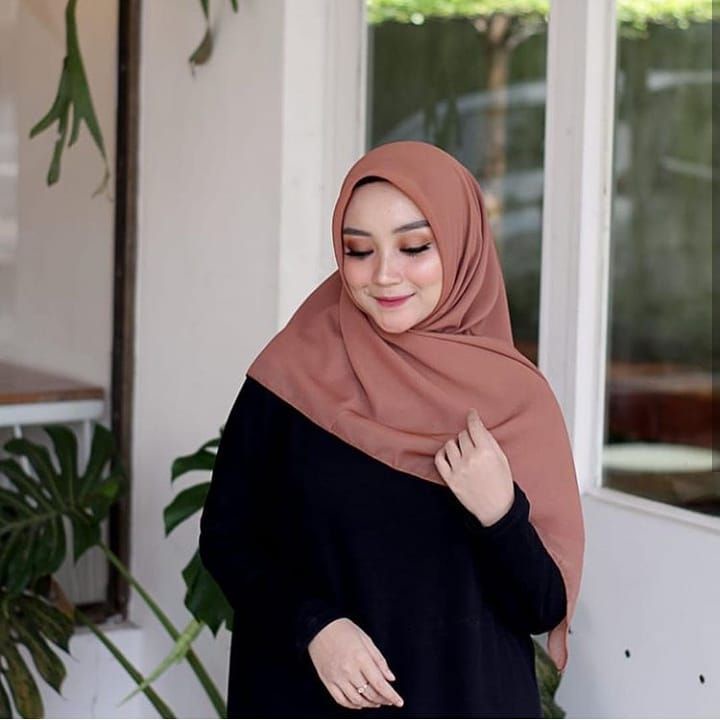 jilbab bella square murah warna lengkap/jilbab bella square premium